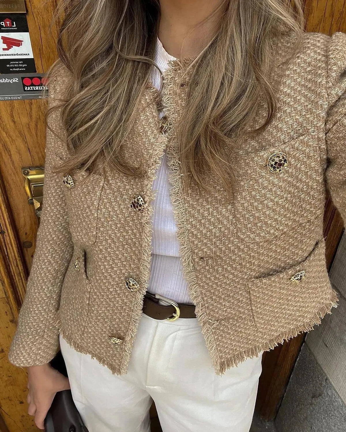 Blazer Donna Senza Collo con Bottoni Dorati