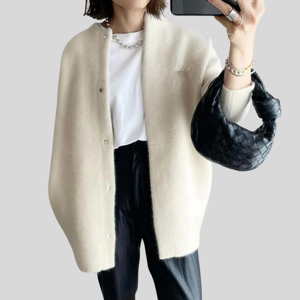 Cardigan Donna Oversize con Bottoni e Tasche