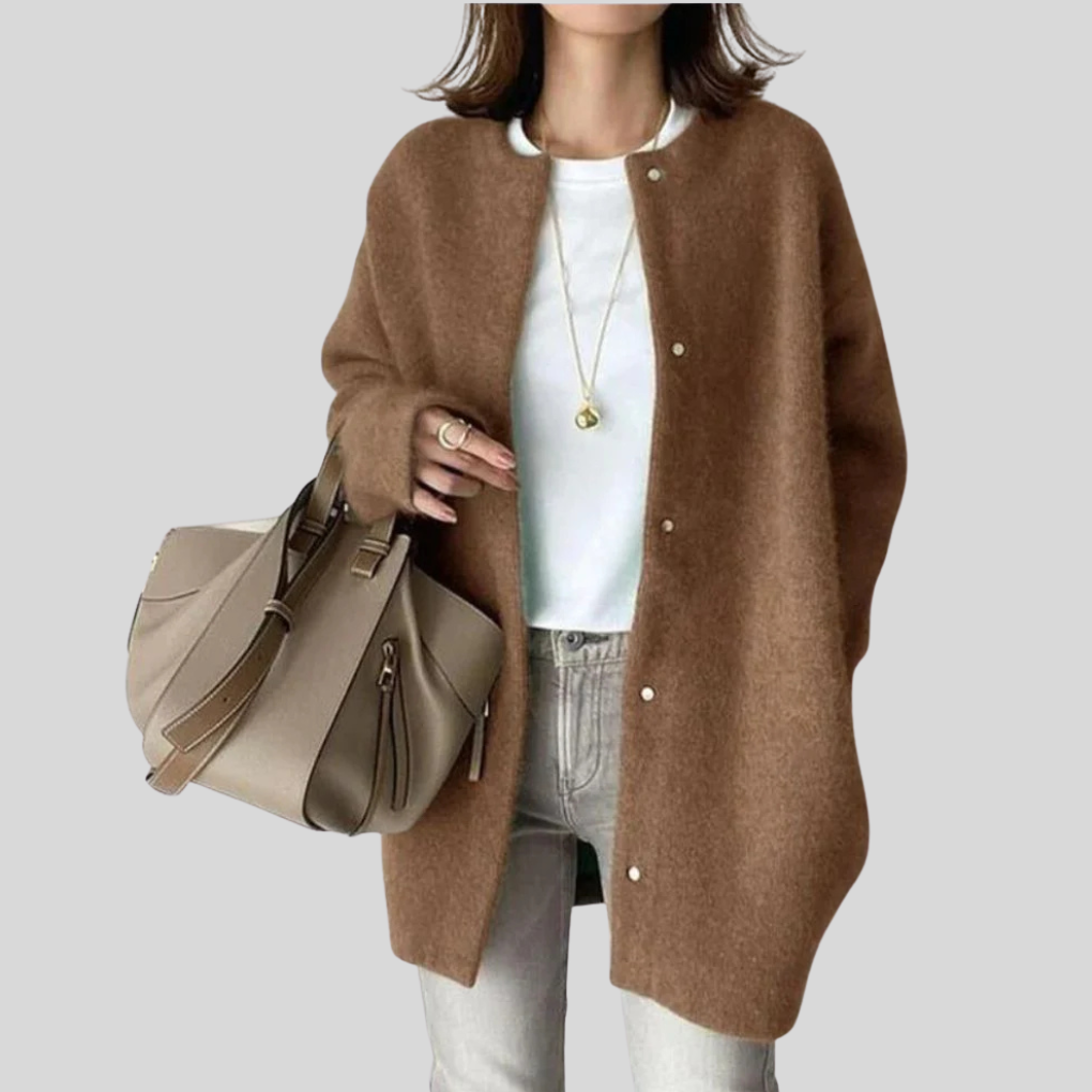 Cardigan Donna Oversize con Bottoni e Tasche