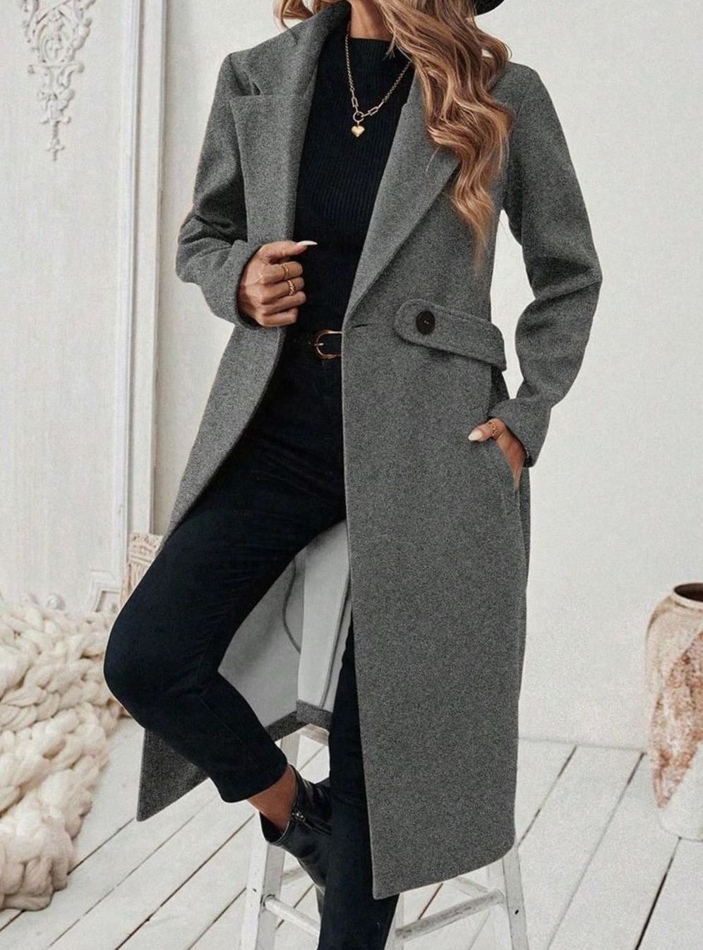Cappotto Lungo Donna con Cintura e Collo Ampio