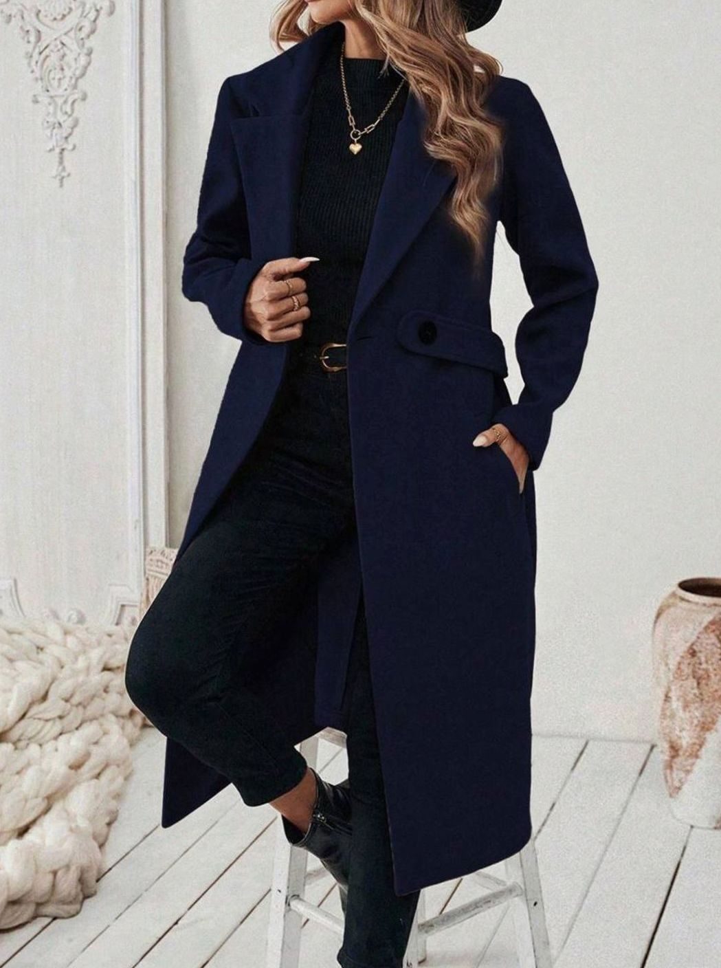 Cappotto Lungo Donna con Cintura e Collo Ampio