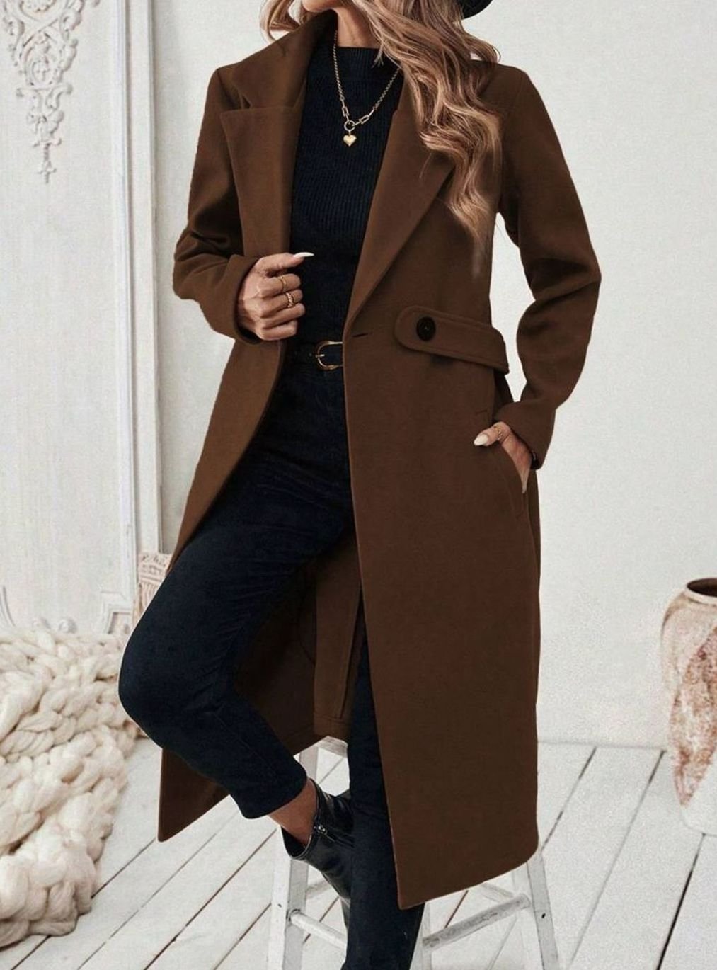 Cappotto Lungo Donna con Cintura e Collo Ampio