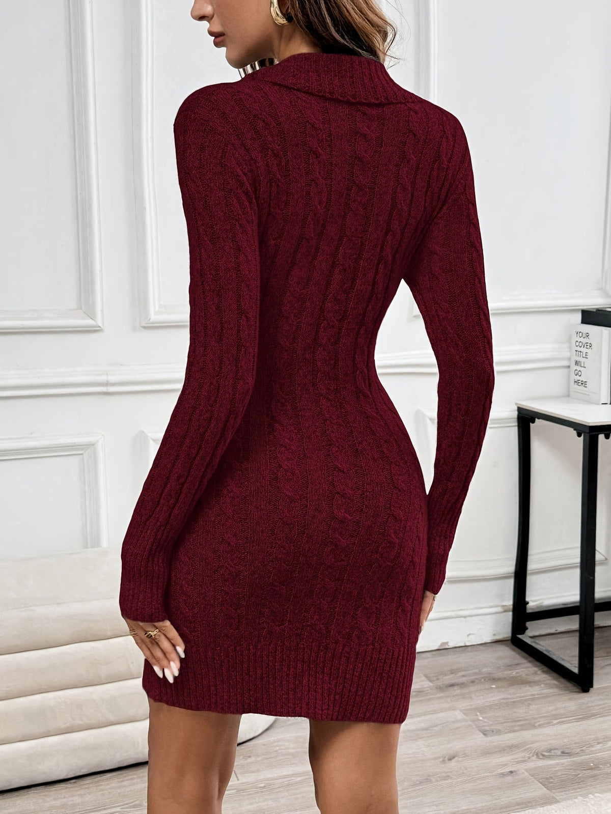 Abito Maglia Donna Corto a Trecce Bottoni Dorati