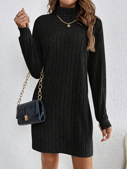 Abito Corto Donna Collo Alto Aderente a Costine