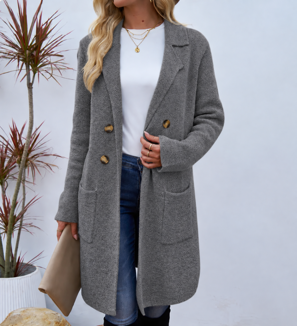 Cappotto Donna in Maglia Doppiopetto con Bottoni Dorati