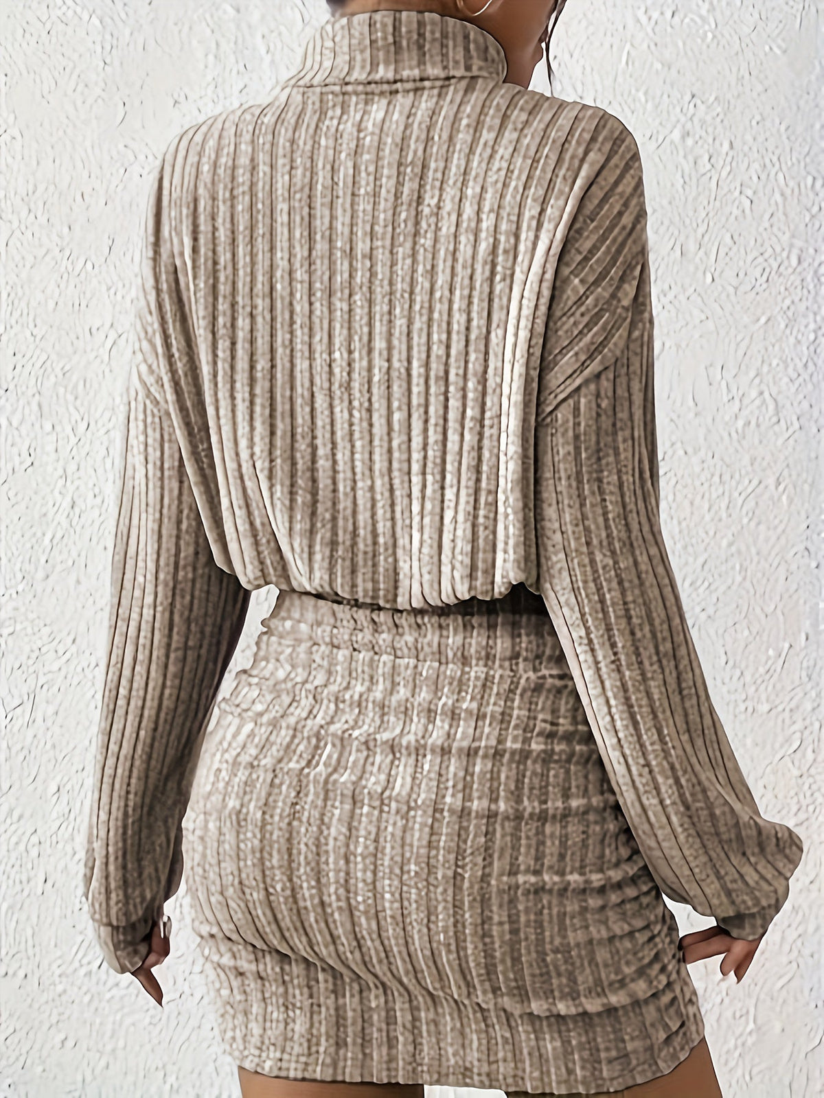 Abito in Maglia Donna Dolcevita Corto Arricciato