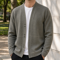 Cardigan Uomo Scollo a V Cuciture a Contrasto