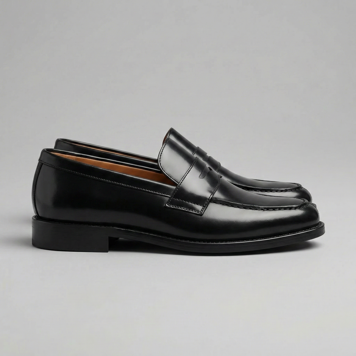 Mocassini Uomo Neri con Fascetta Tagliata