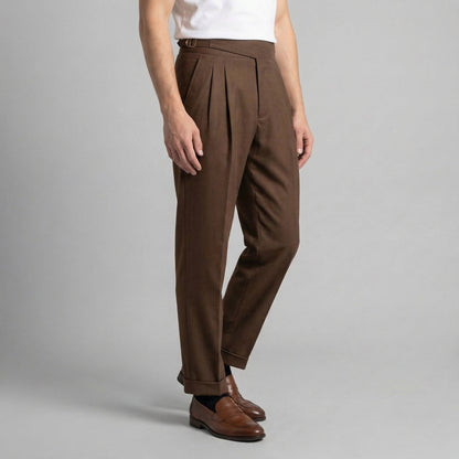 Pantaloni Uomo con Pinces e Risvolto sul Fondo